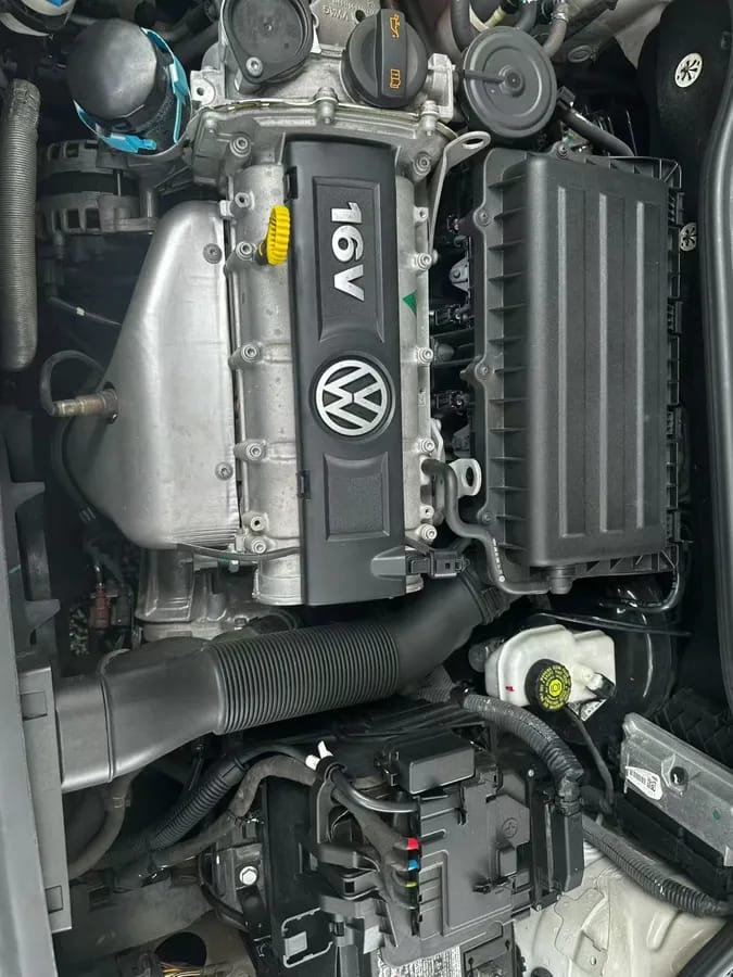 Volkswagen Polo 2013 1.6L 7