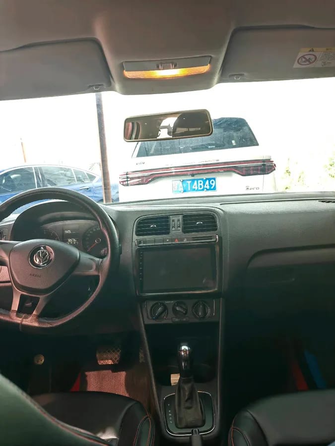 Volkswagen Polo 2018 1.5L 7