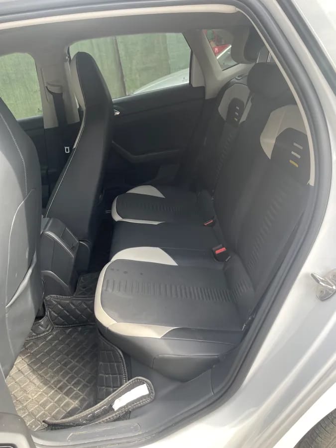 Volkswagen Polo 2019 Plus 1.5L 8