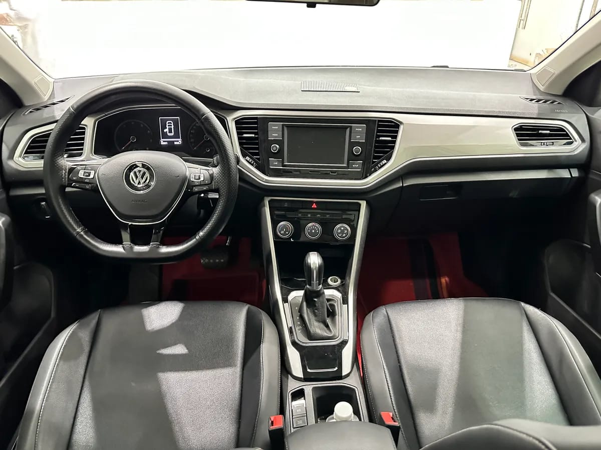Volkswagen T-ROC 2019 230TSI DSG VI 5
