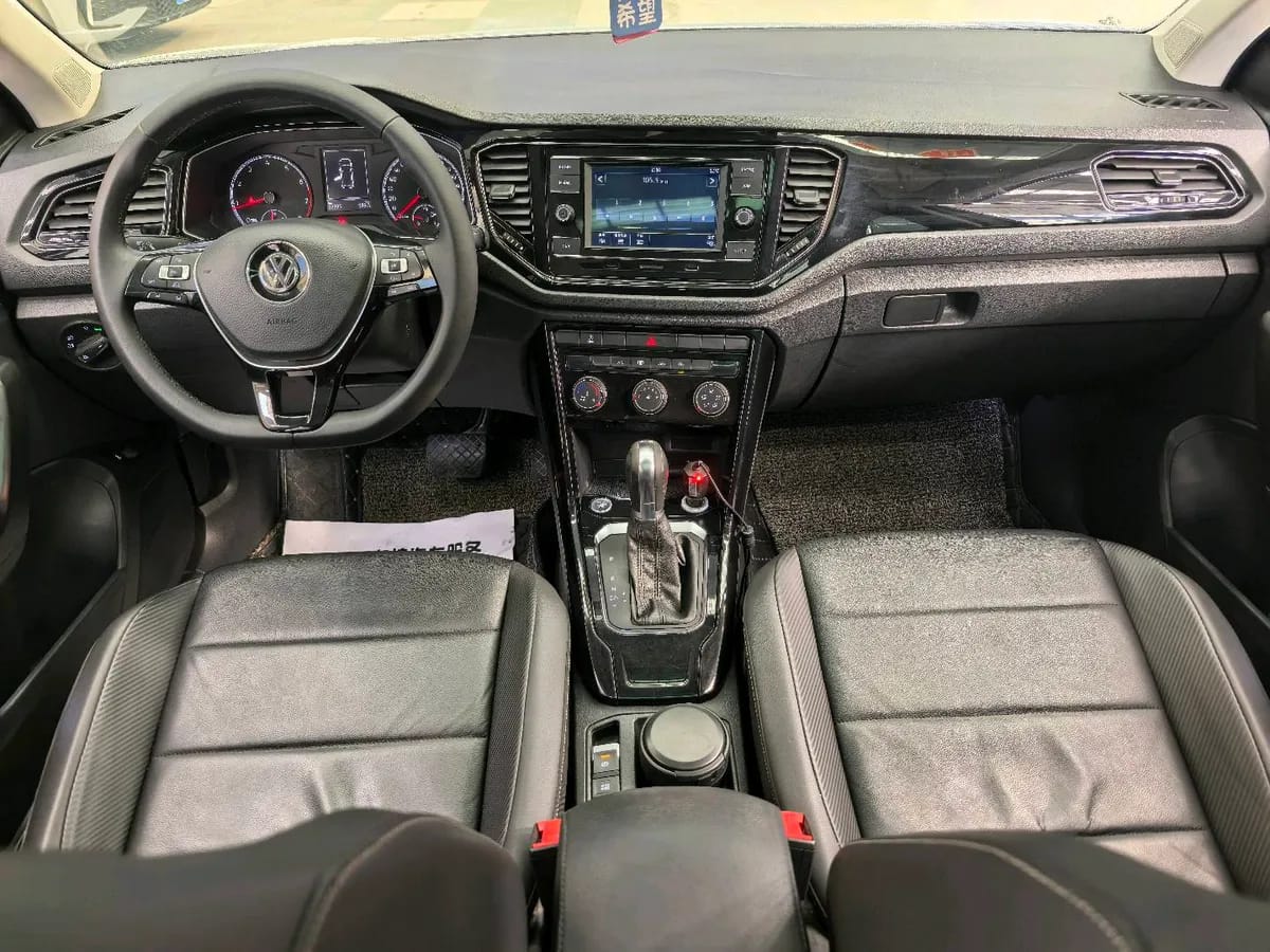 Volkswagen T-ROC 2019 280TSI DSG VI 5