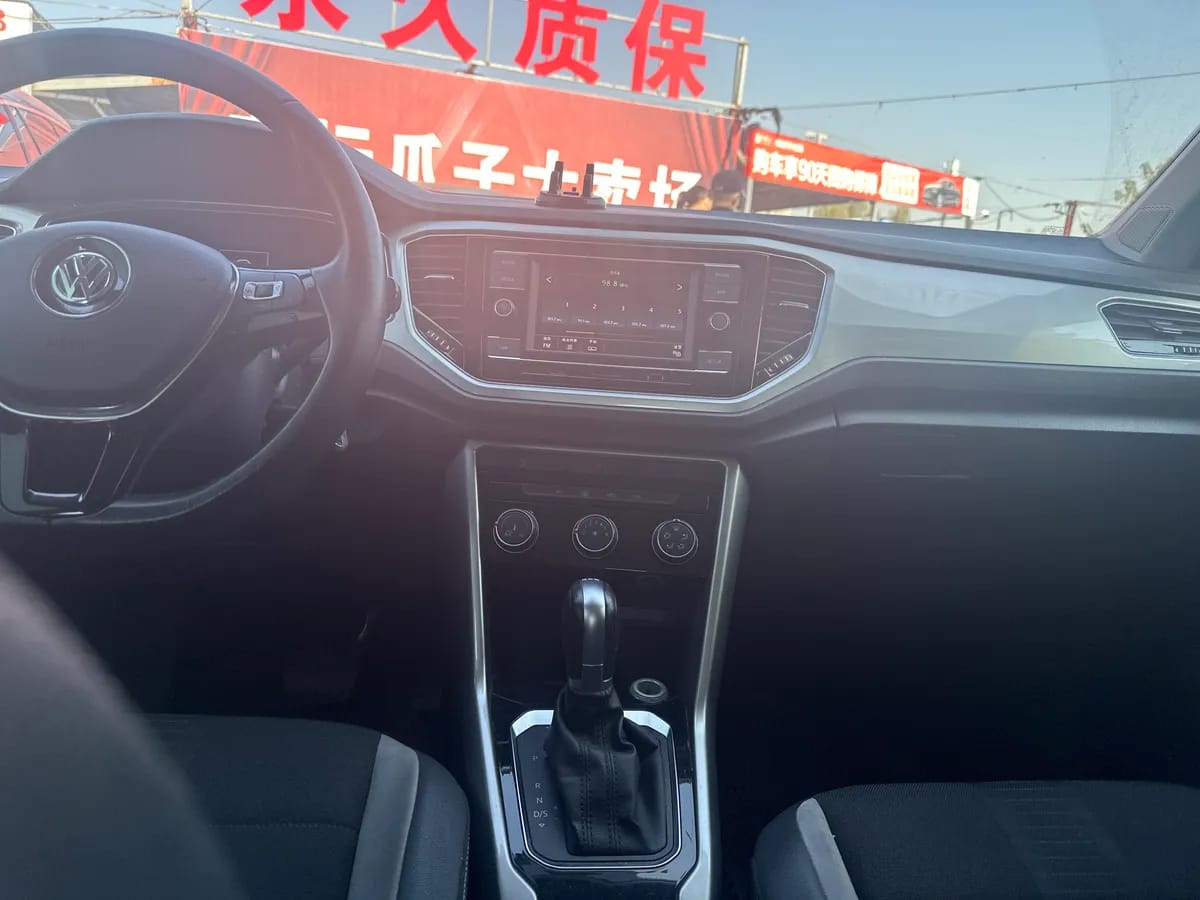 Volkswagen T-ROC 2020 280TSI DSG 8