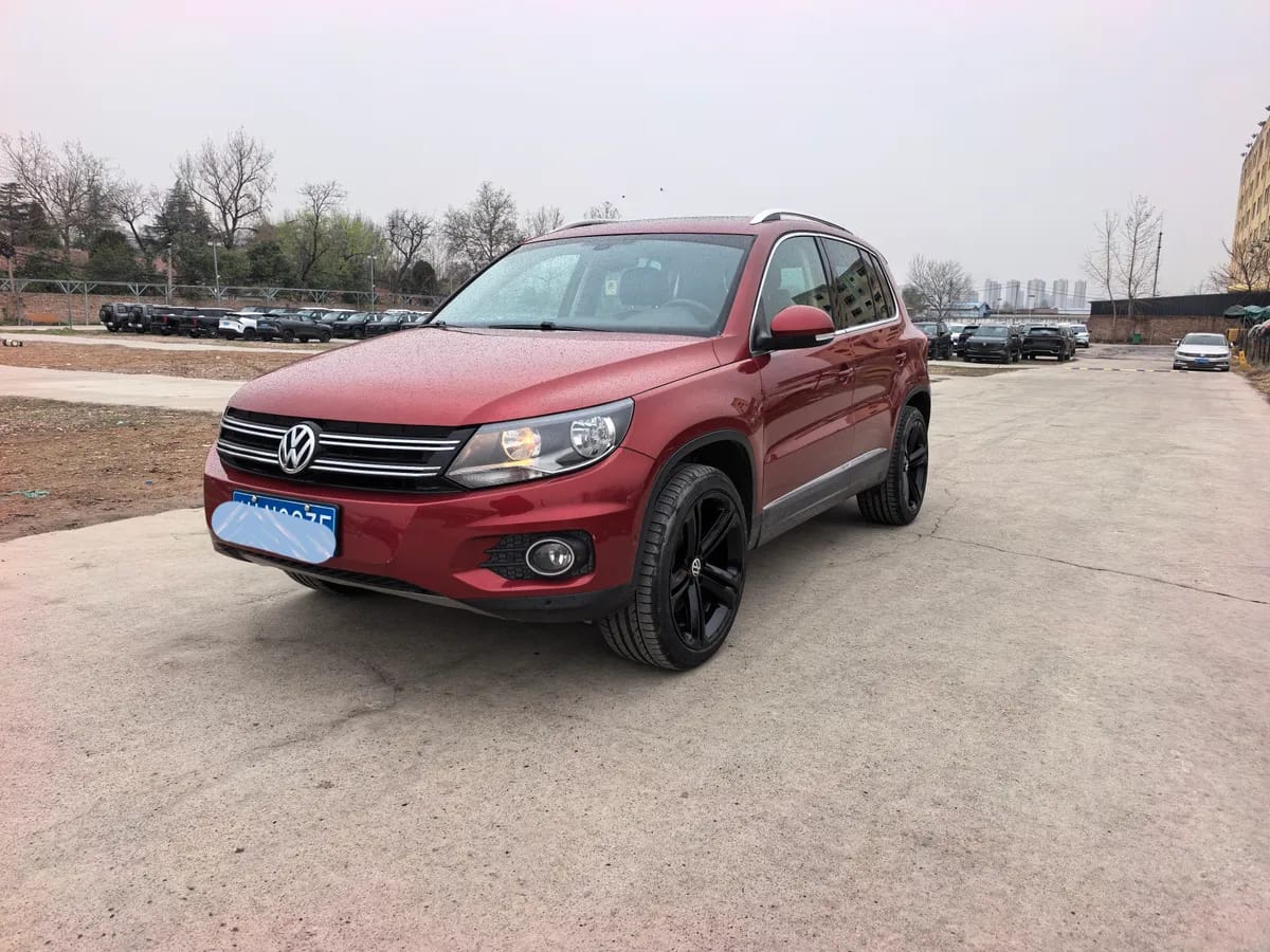 Volkswagen Tiguan ( ) 2012 2.0TSI