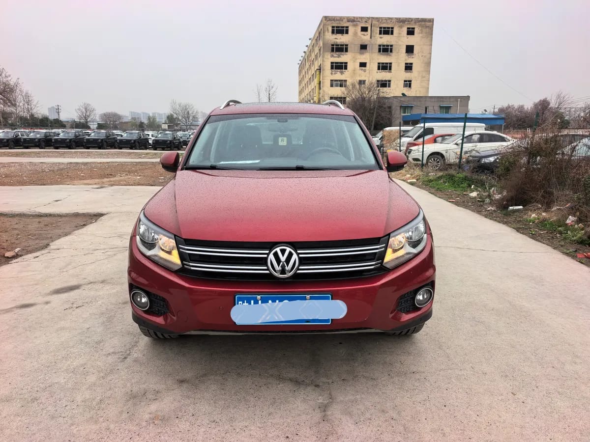 Volkswagen Tiguan ( ) 2012 2.0TSI 7