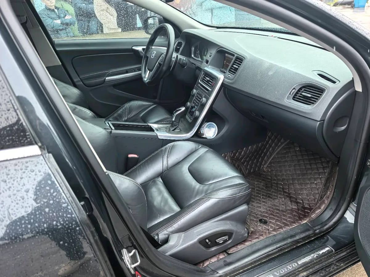 Volvo S60( ) 2014 T5 4