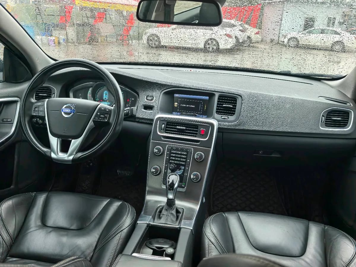 Volvo S60( ) 2014 T5 8