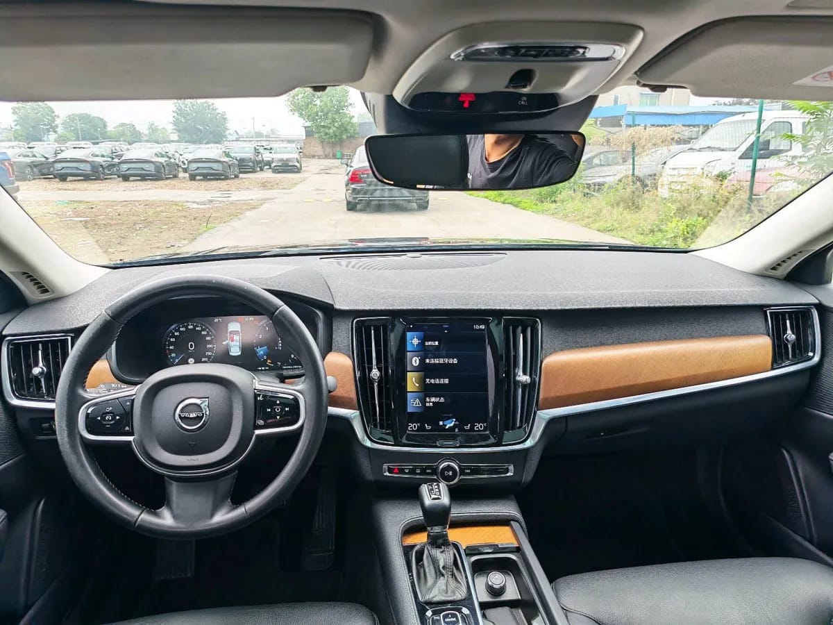 Volvo S90 2018 T5 6