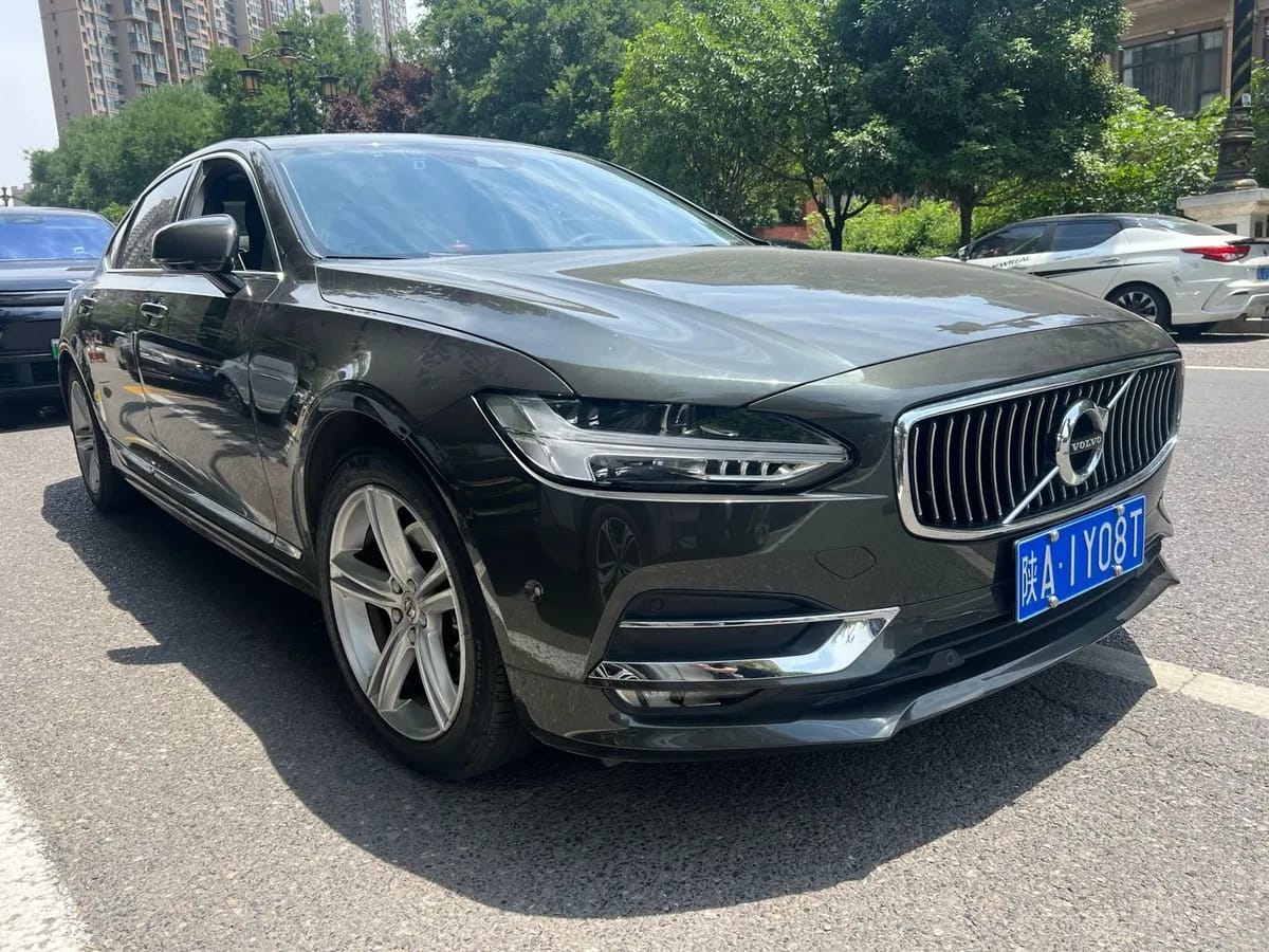 Volvo S90 2019 T5 3