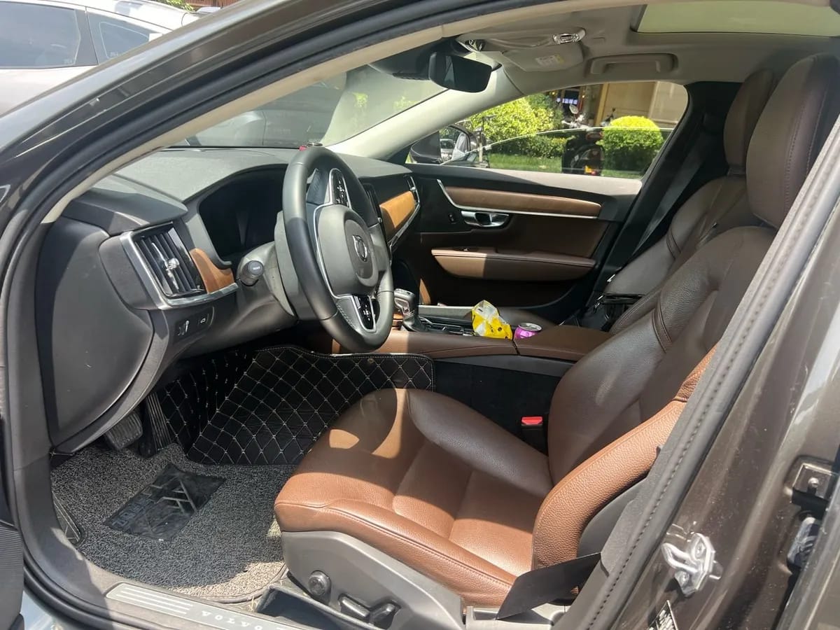 Volvo S90 2019 T5 7