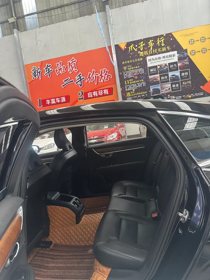 Volvo S90 2019 T5 8