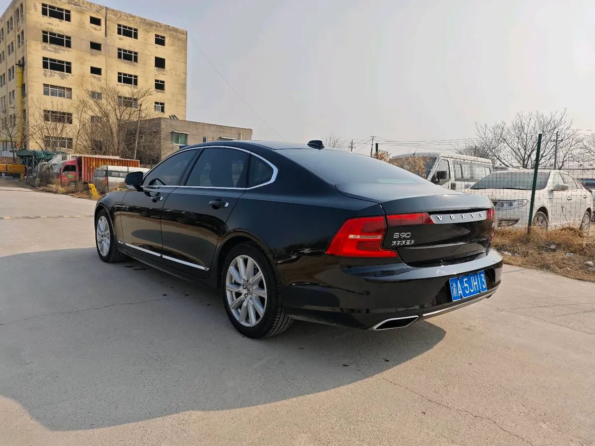 Volvo S90 2020 T5 8