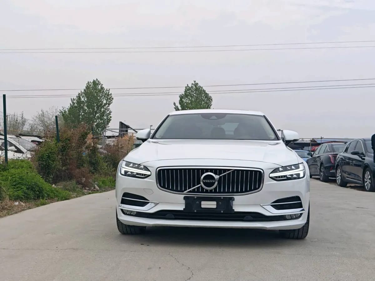 Volvo S90 2020 T5 3