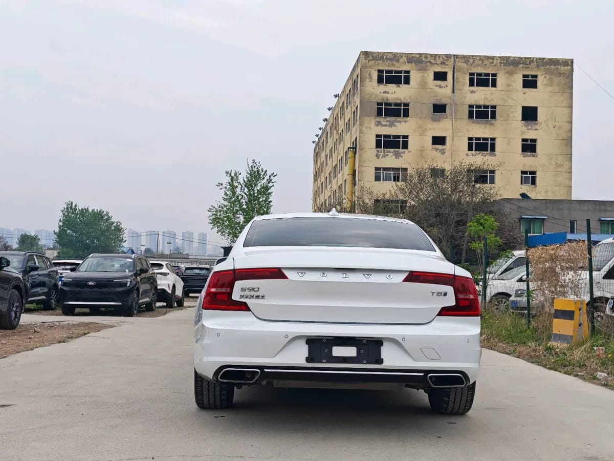 Volvo S90 2020 T5 5