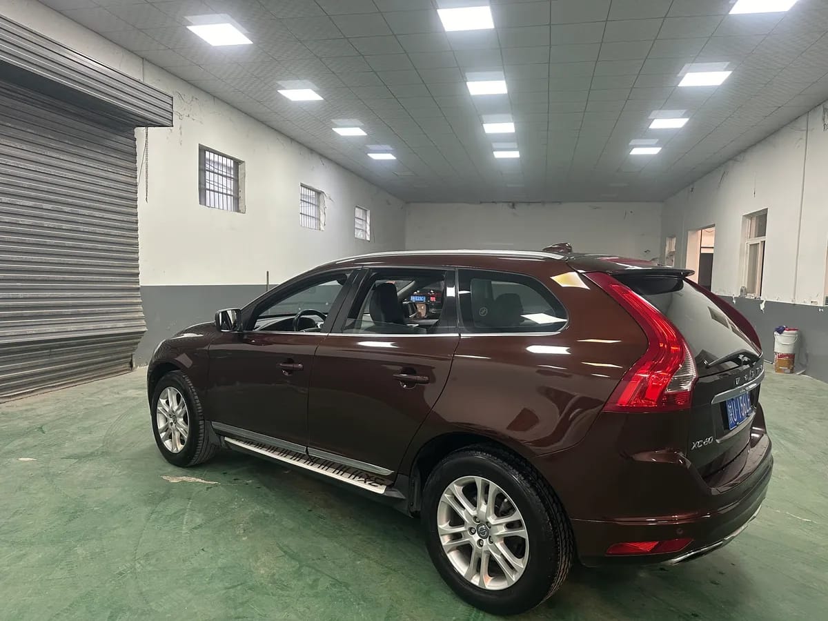 Volvo XC60 2016 T5 6