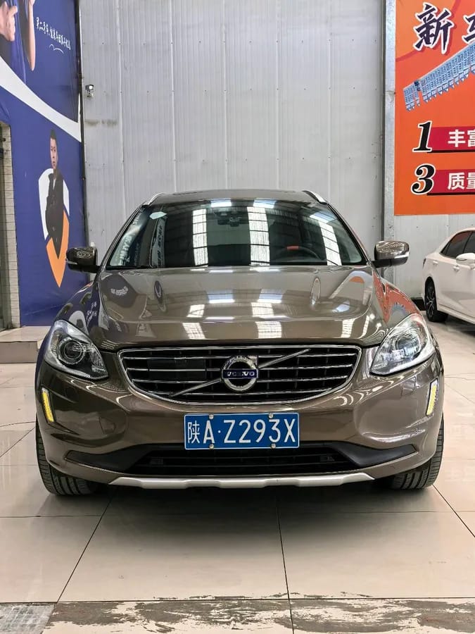 Volvo XC60 2016 T5 AWD 2