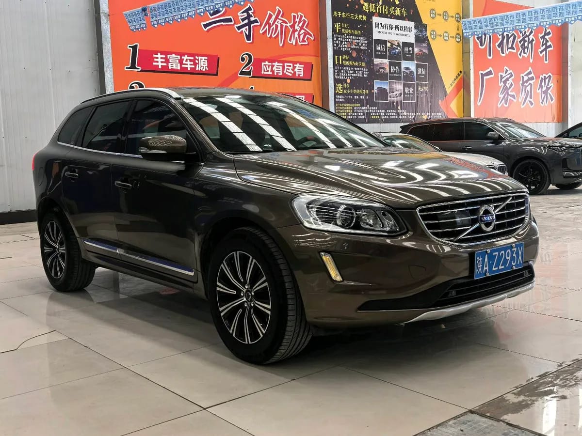 Volvo XC60 2016 T5 AWD 3