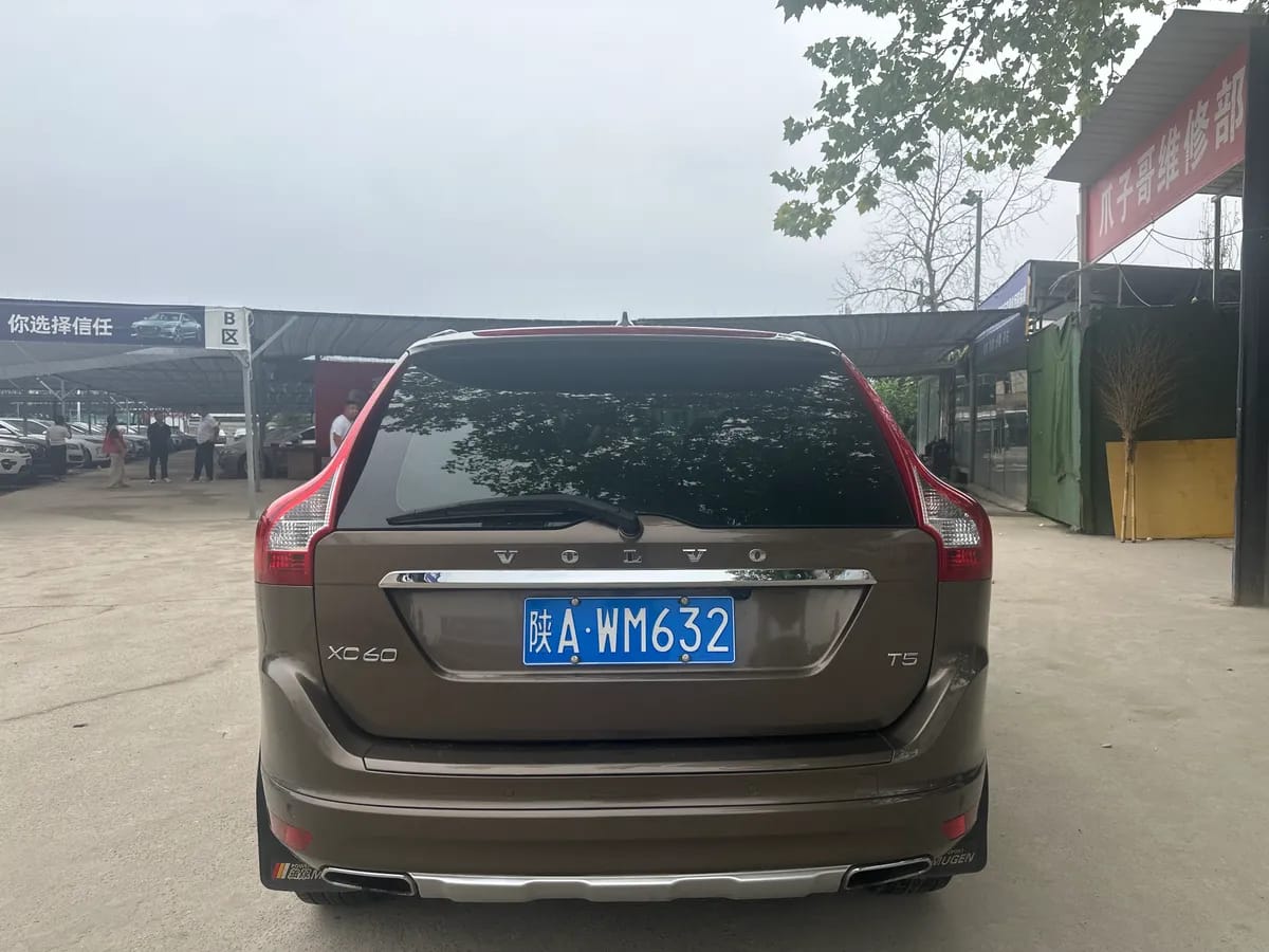 Volvo XC60 2017 T5 5