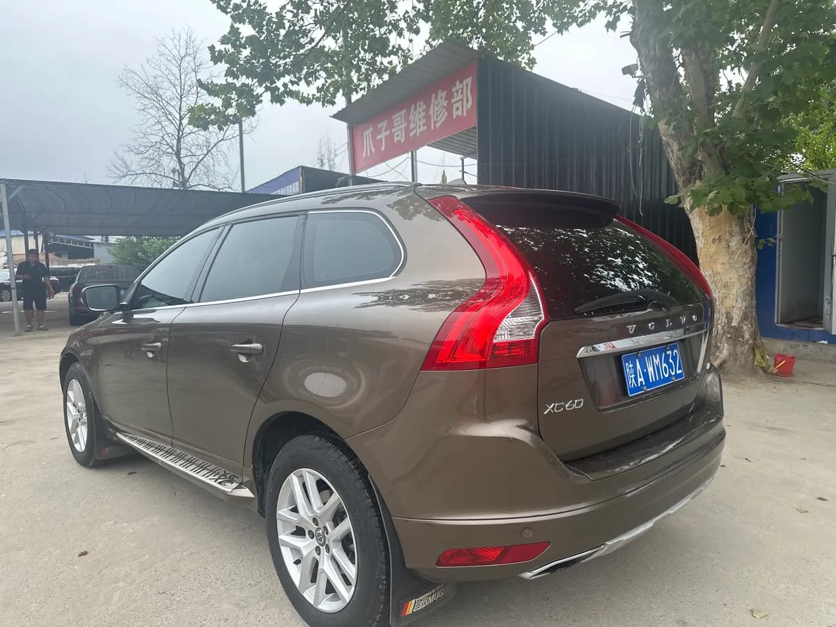 Volvo XC60 2017 T5 6