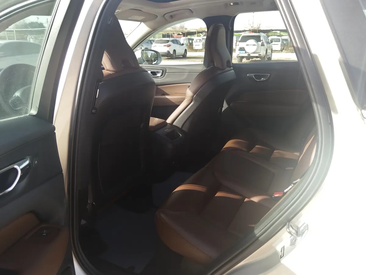 Volvo XC60 2019 T5 V 5