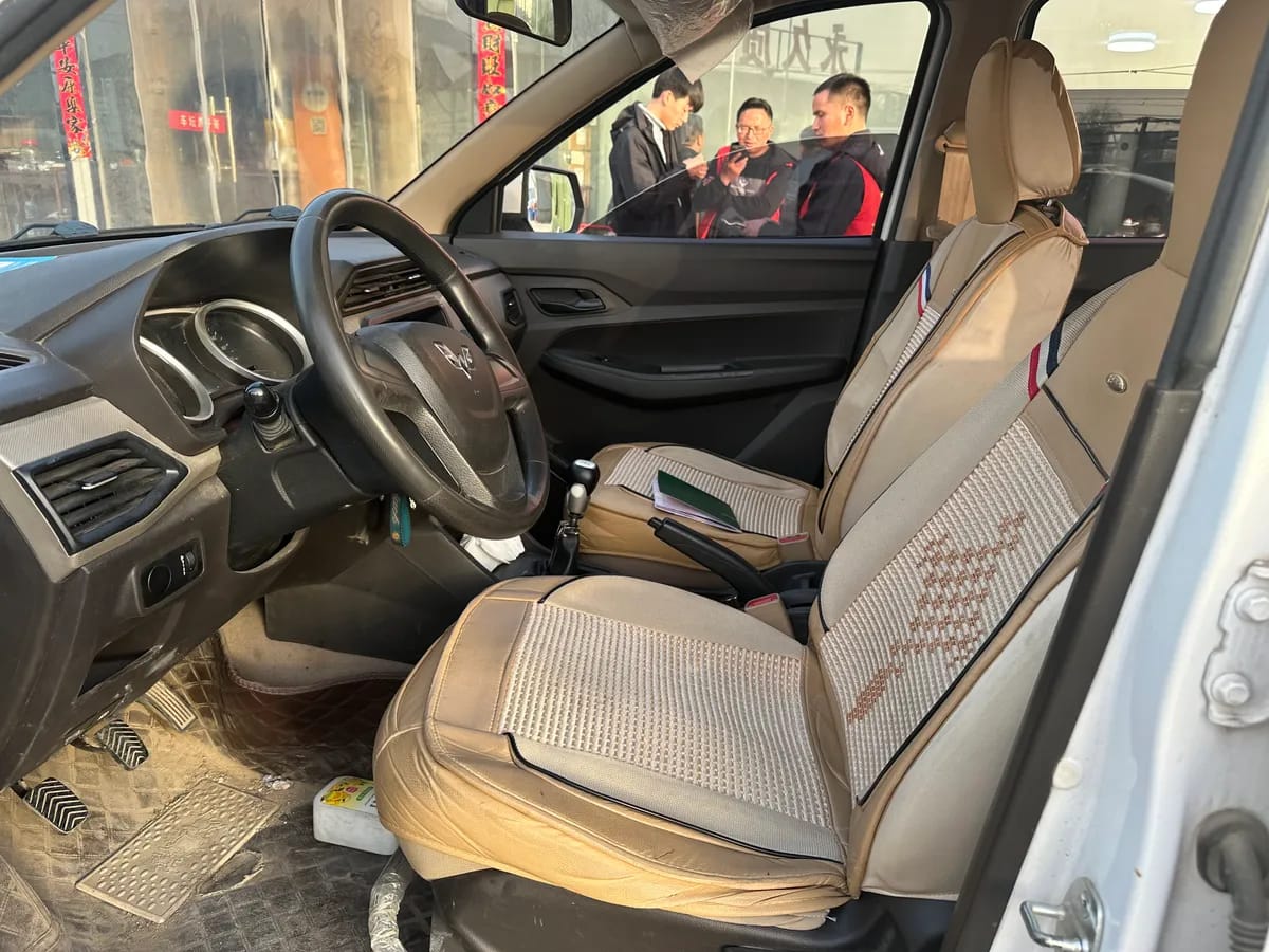 Wuling 2019 1.5L S L2B 4