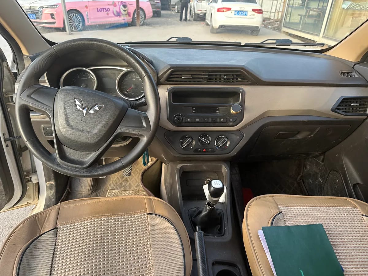 Wuling 2019 1.5L S L2B 8