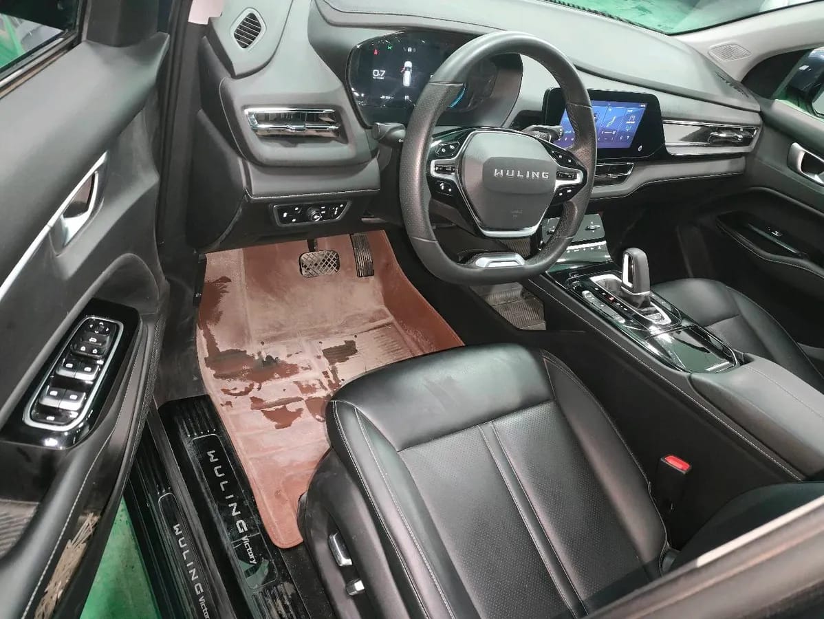 Wuling 2020 1.5T CVT 4