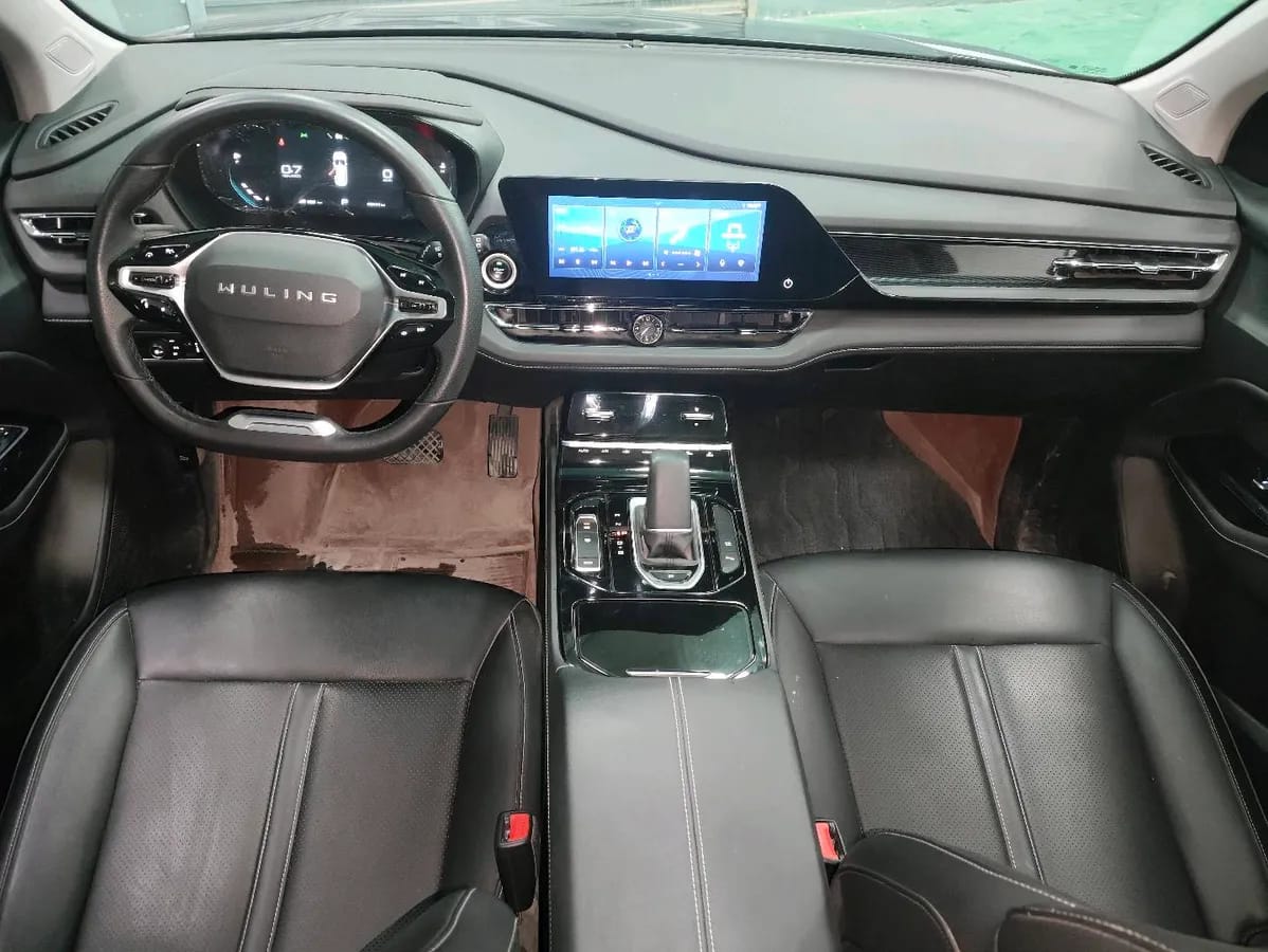 Wuling 2020 1.5T CVT 5