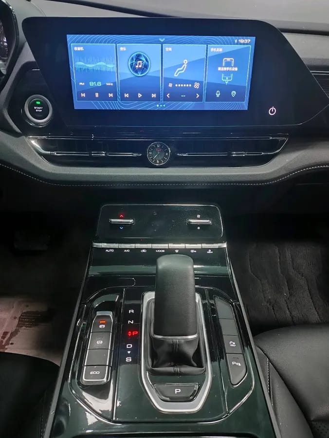 Wuling 2020 1.5T CVT 7
