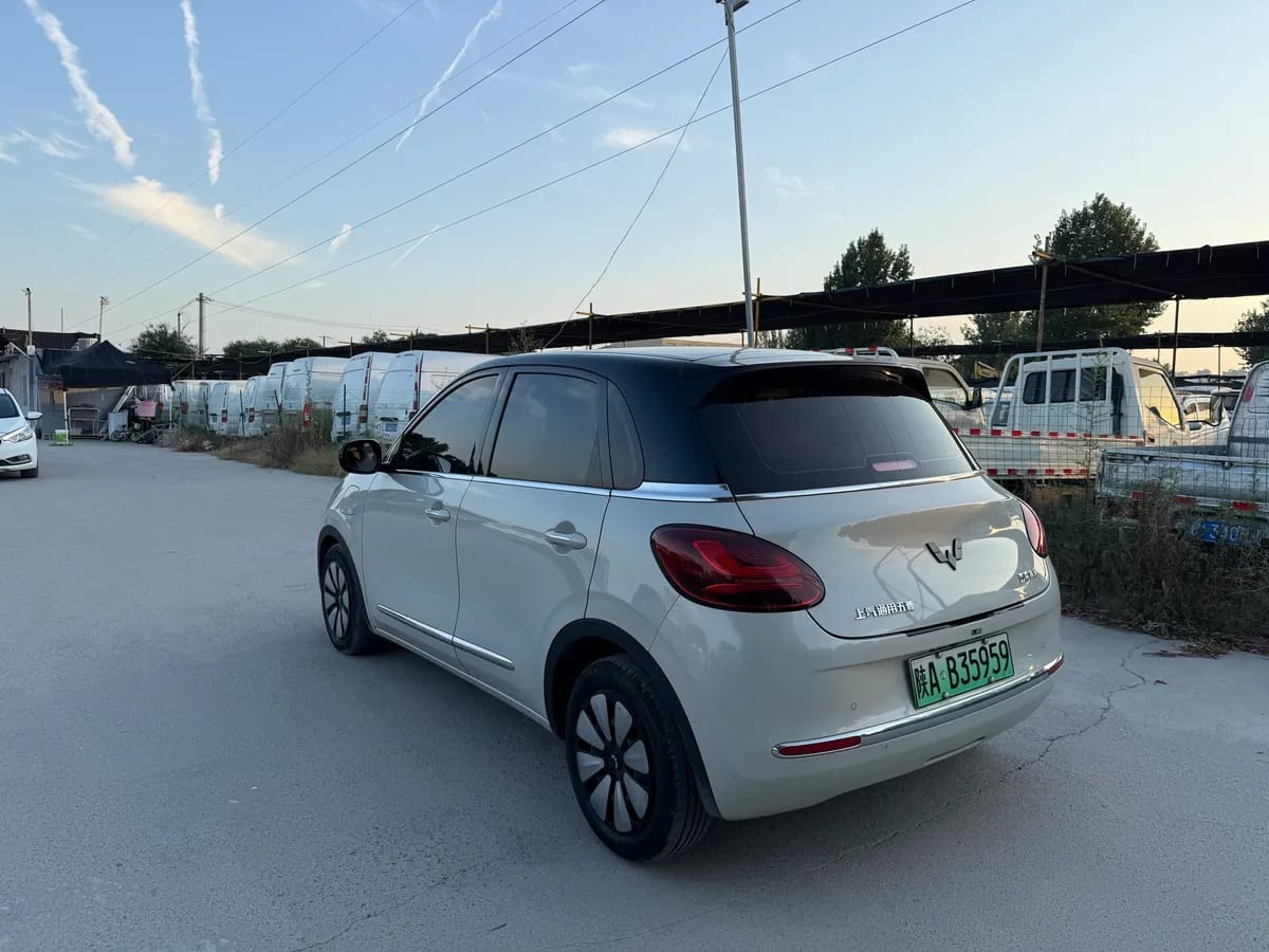 Wuling 2023 333km 5