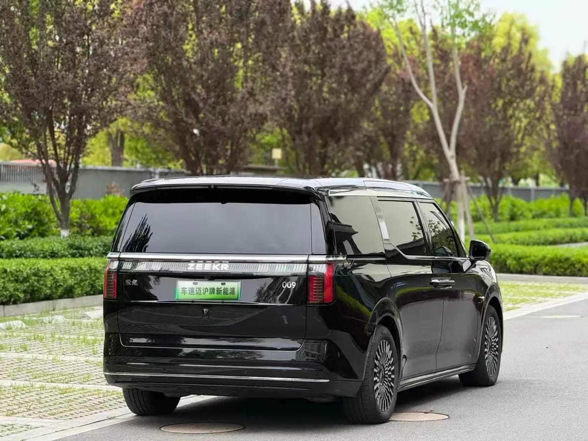 Zeekr 009 2024 108kWh 6