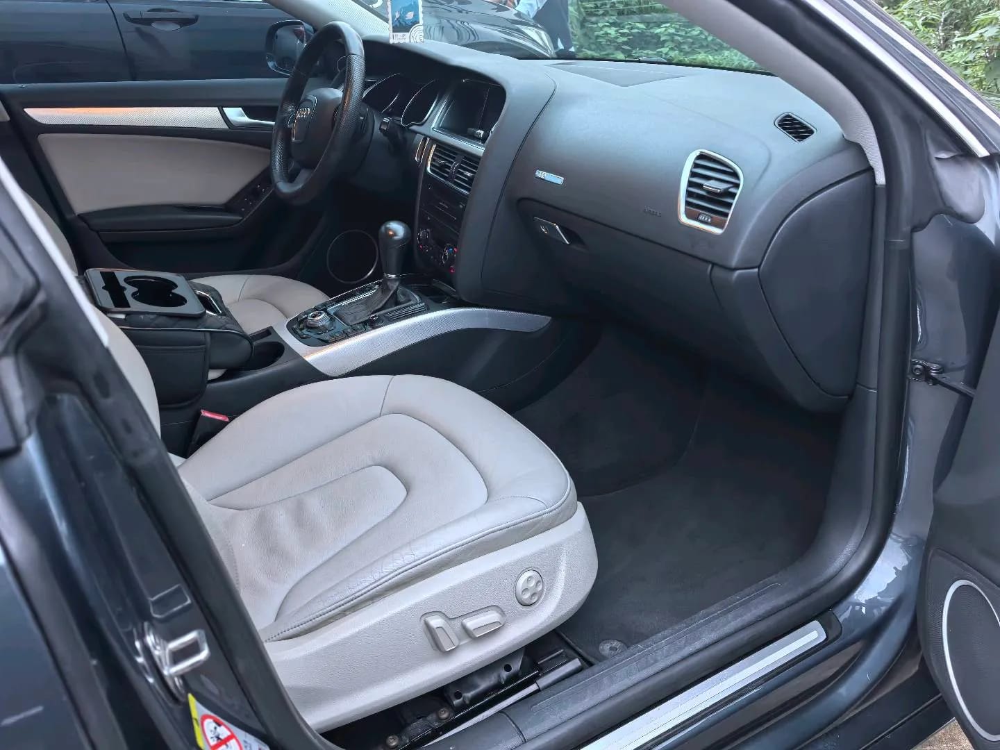 Audi A5 2010 3