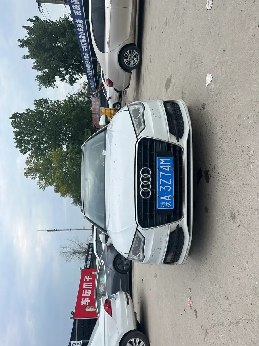Audi A3( ) 2014 Sportback 40 TFSI S line
