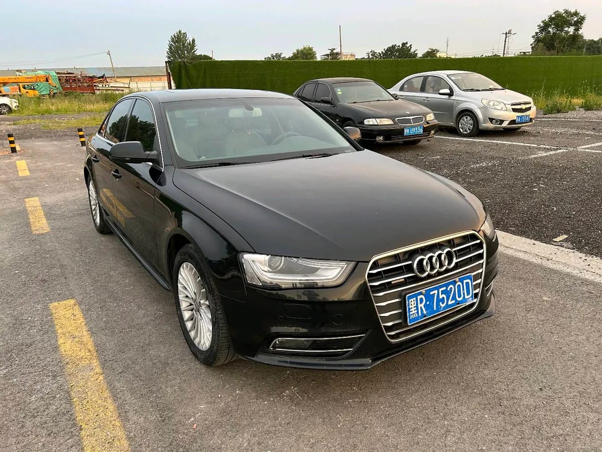 Audi A4L 2013 30 TFSI