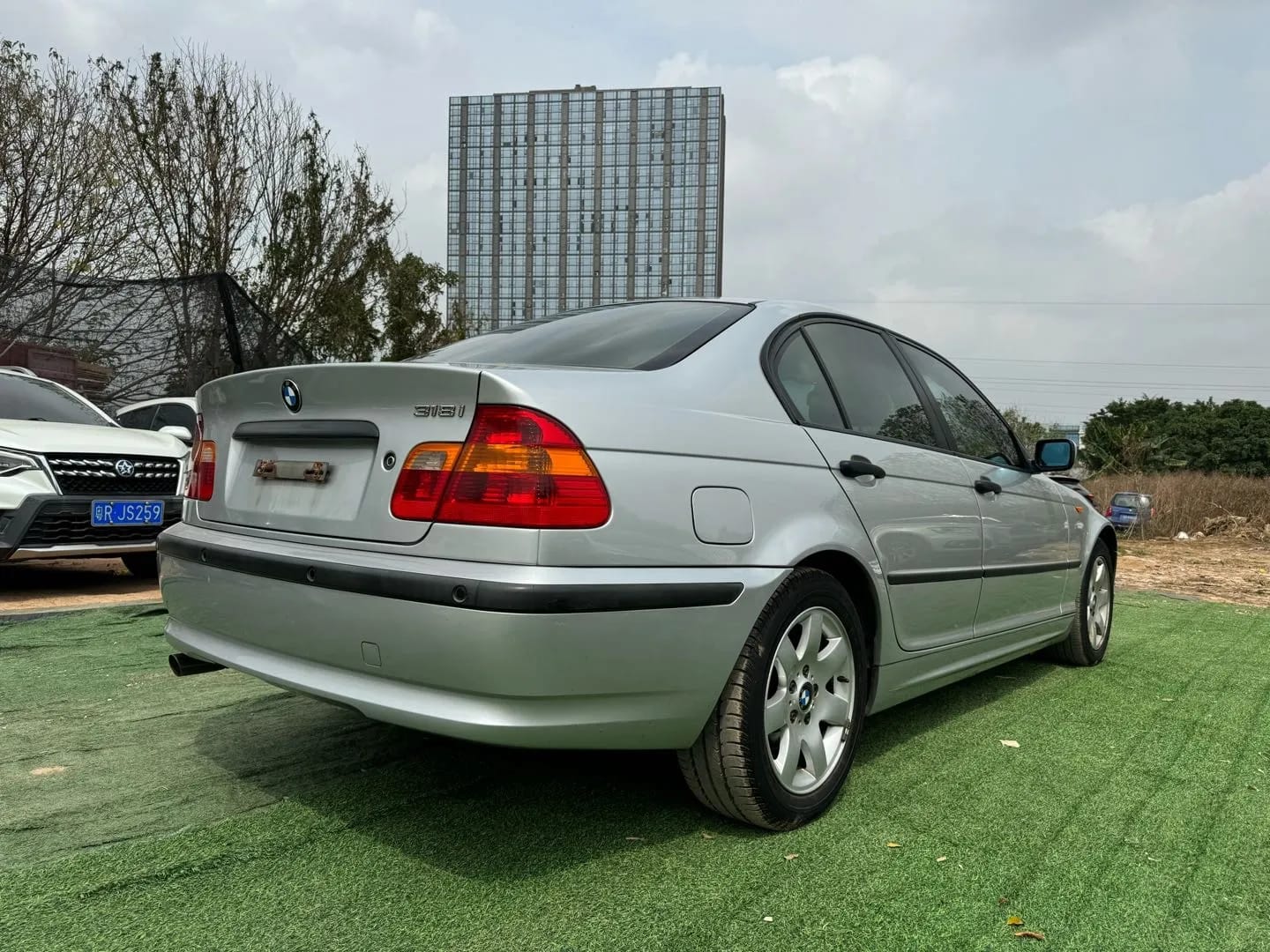 BMW 3 2004 9