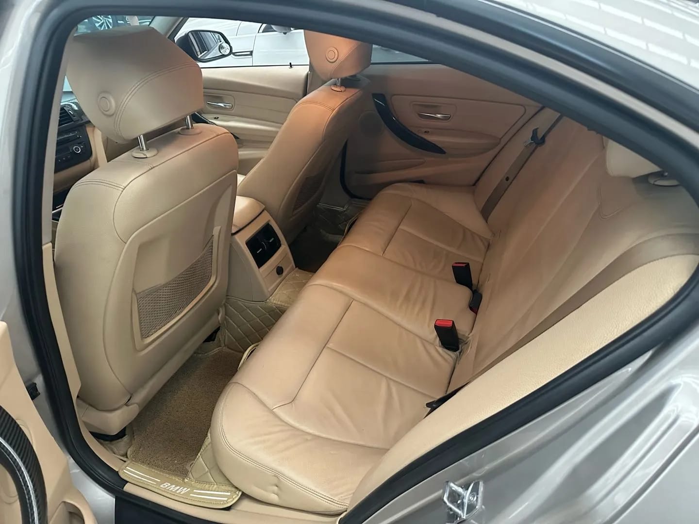 BMW 3 2013 9