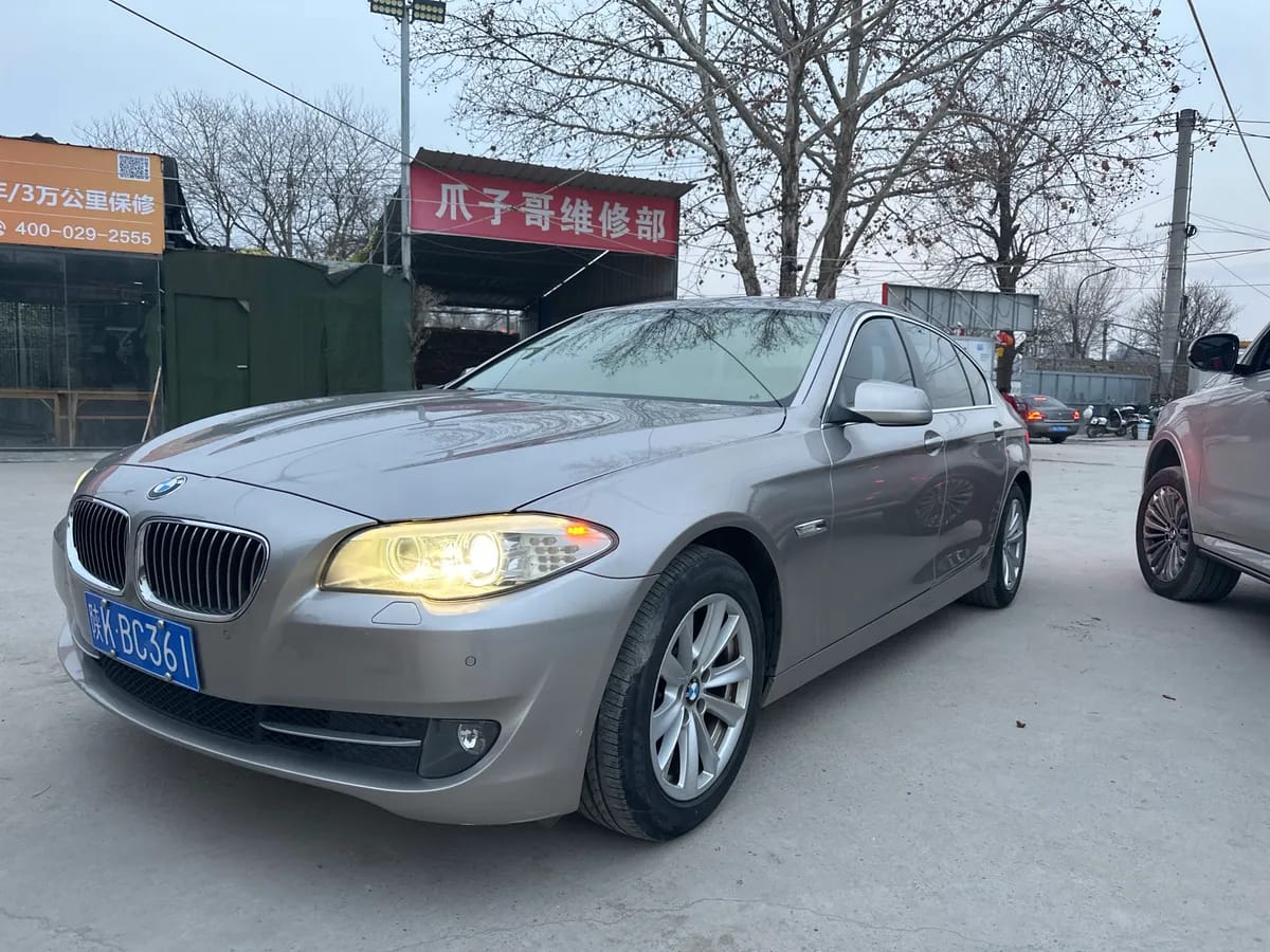 BMW 5 2012 523Li
