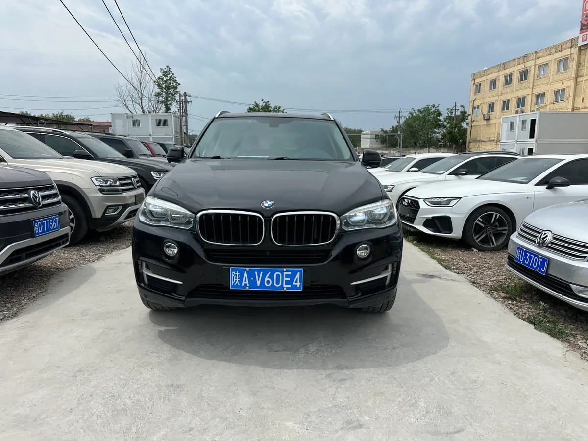 BMW X5 ( ) 2017 xDrive35i M