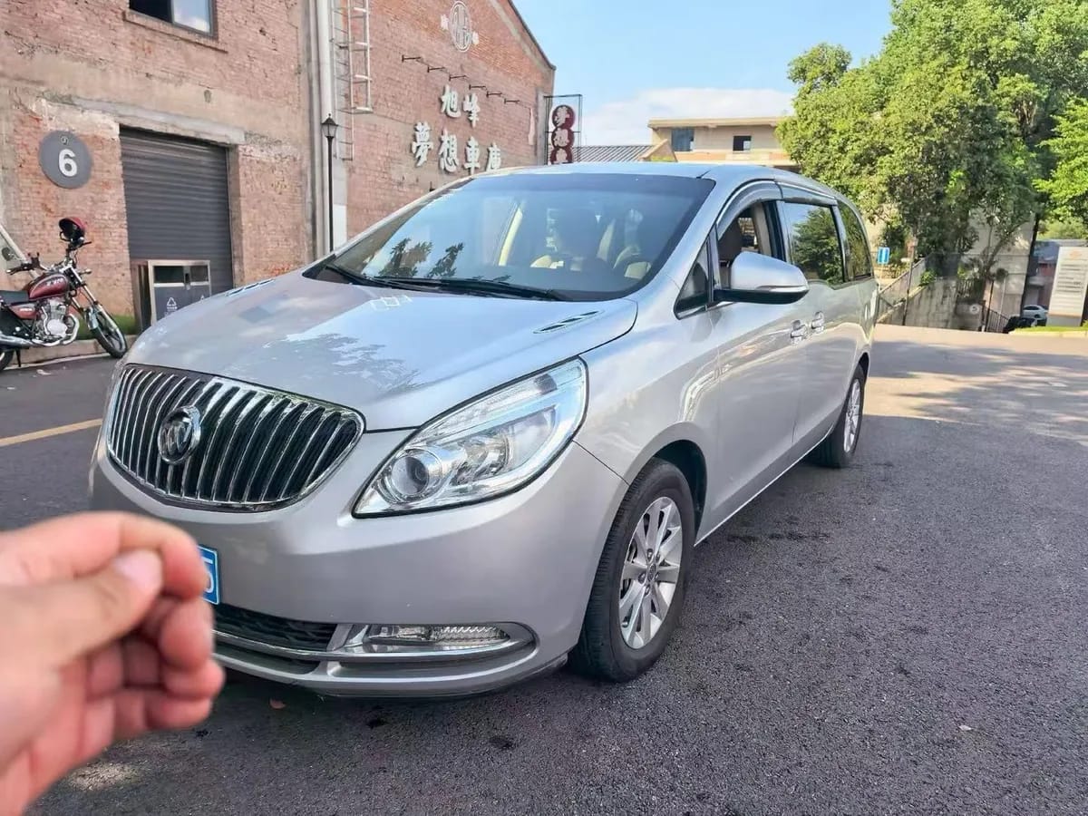 Buick GL8 2011 2.4L CT