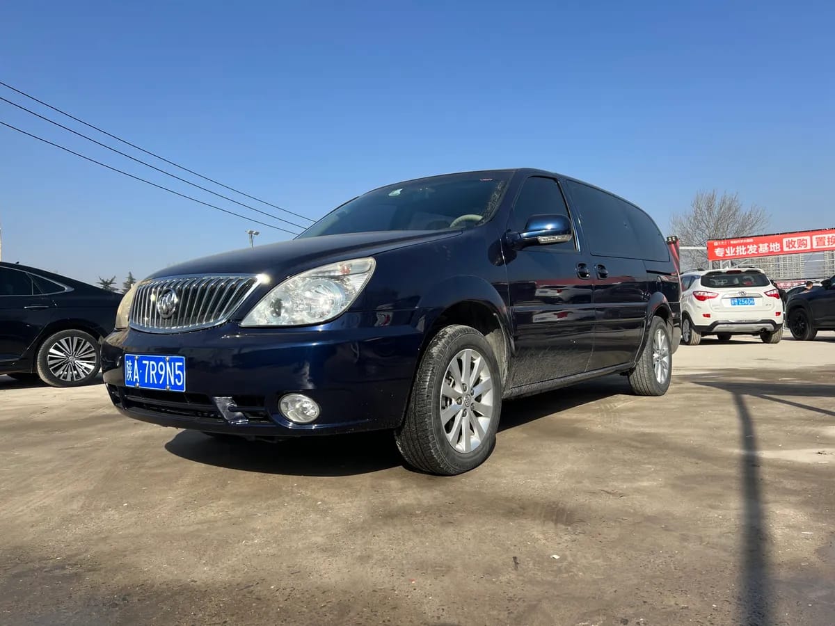Buick GL8 2013 2.4L