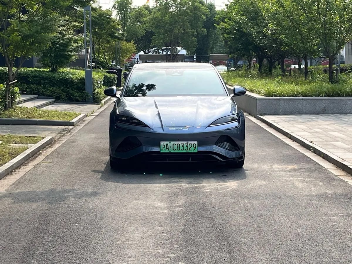BYD 2023 700km