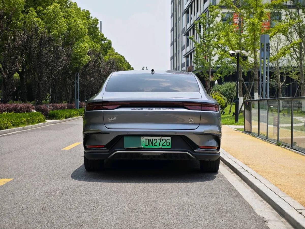 BYD Han 2024 8