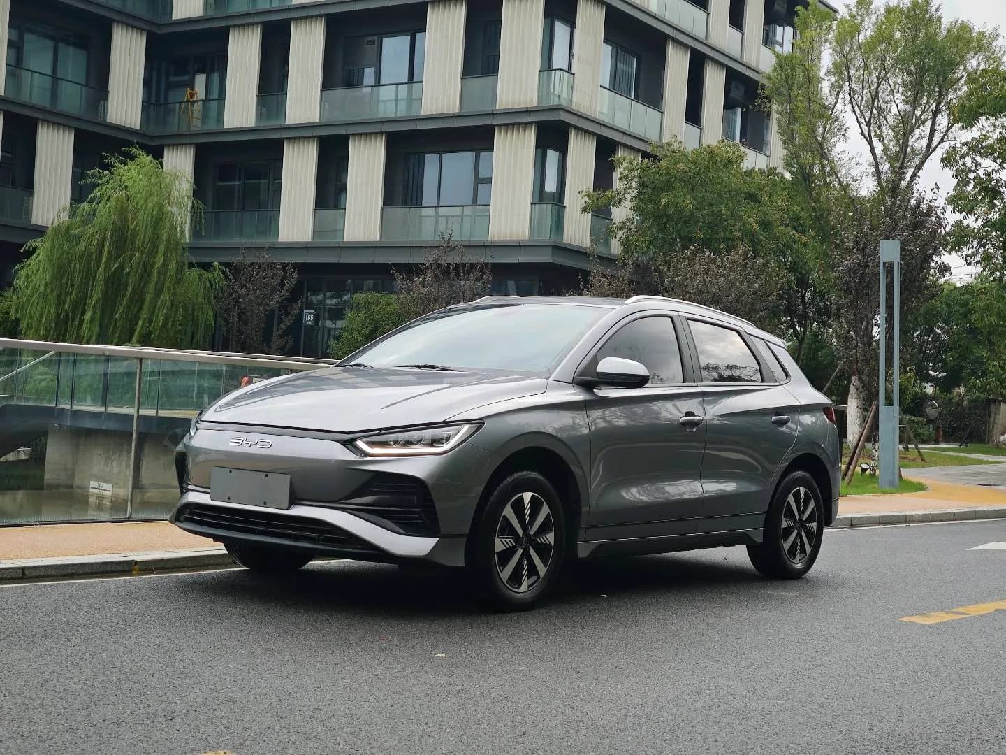 BYD e2 2023