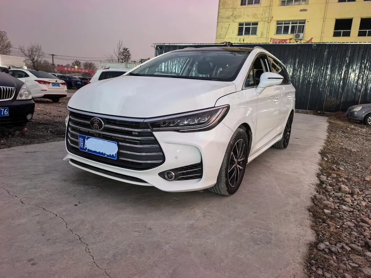 BYD MAX 2017 1.5T 7