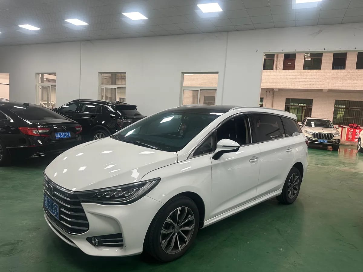 BYD MAX 2019 1.5T 7 V