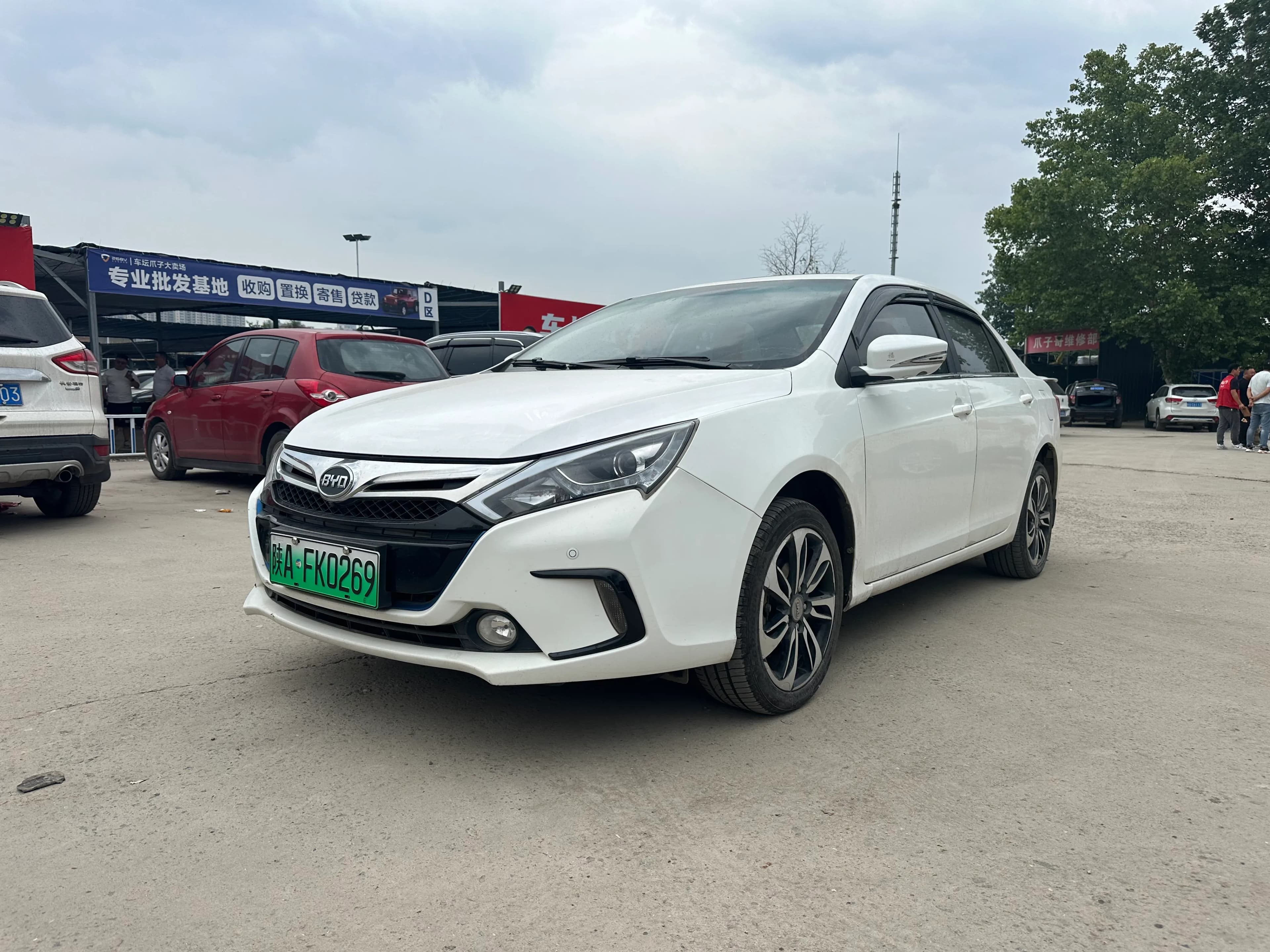 BYD Qin 2015 3