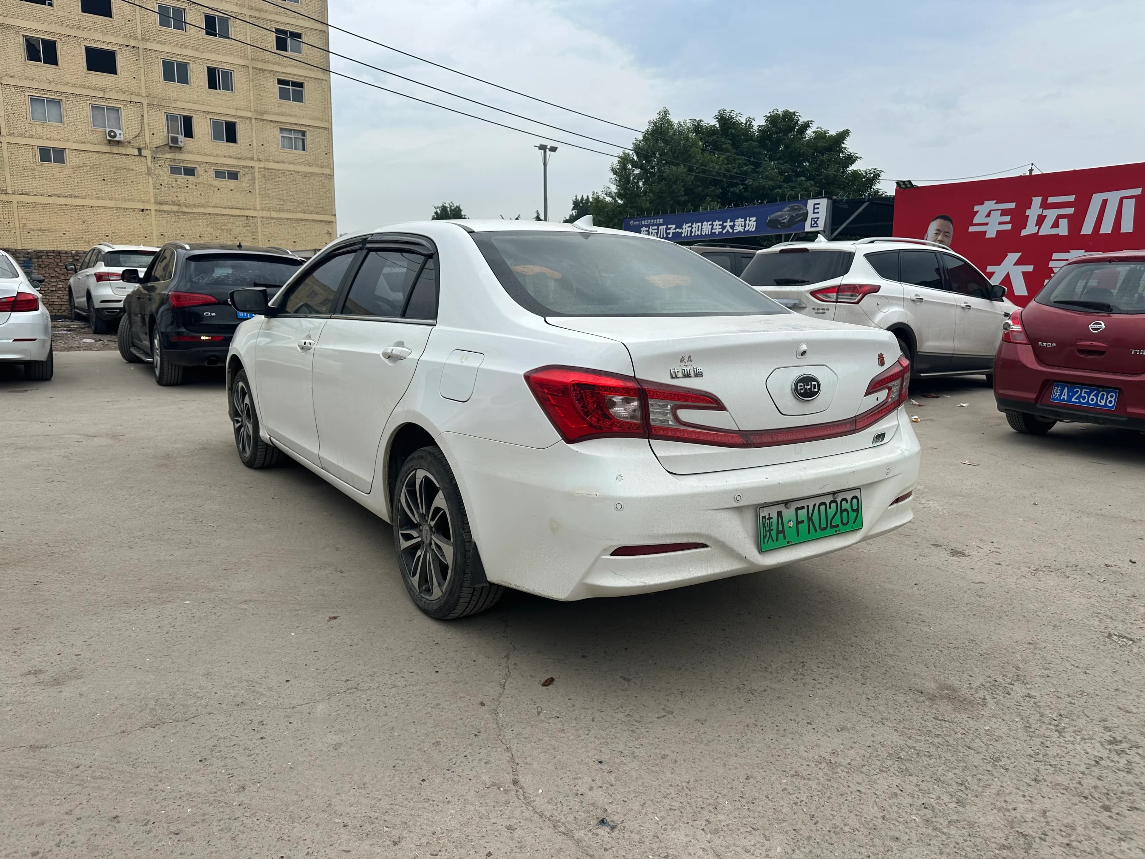 BYD Qin 2015 9
