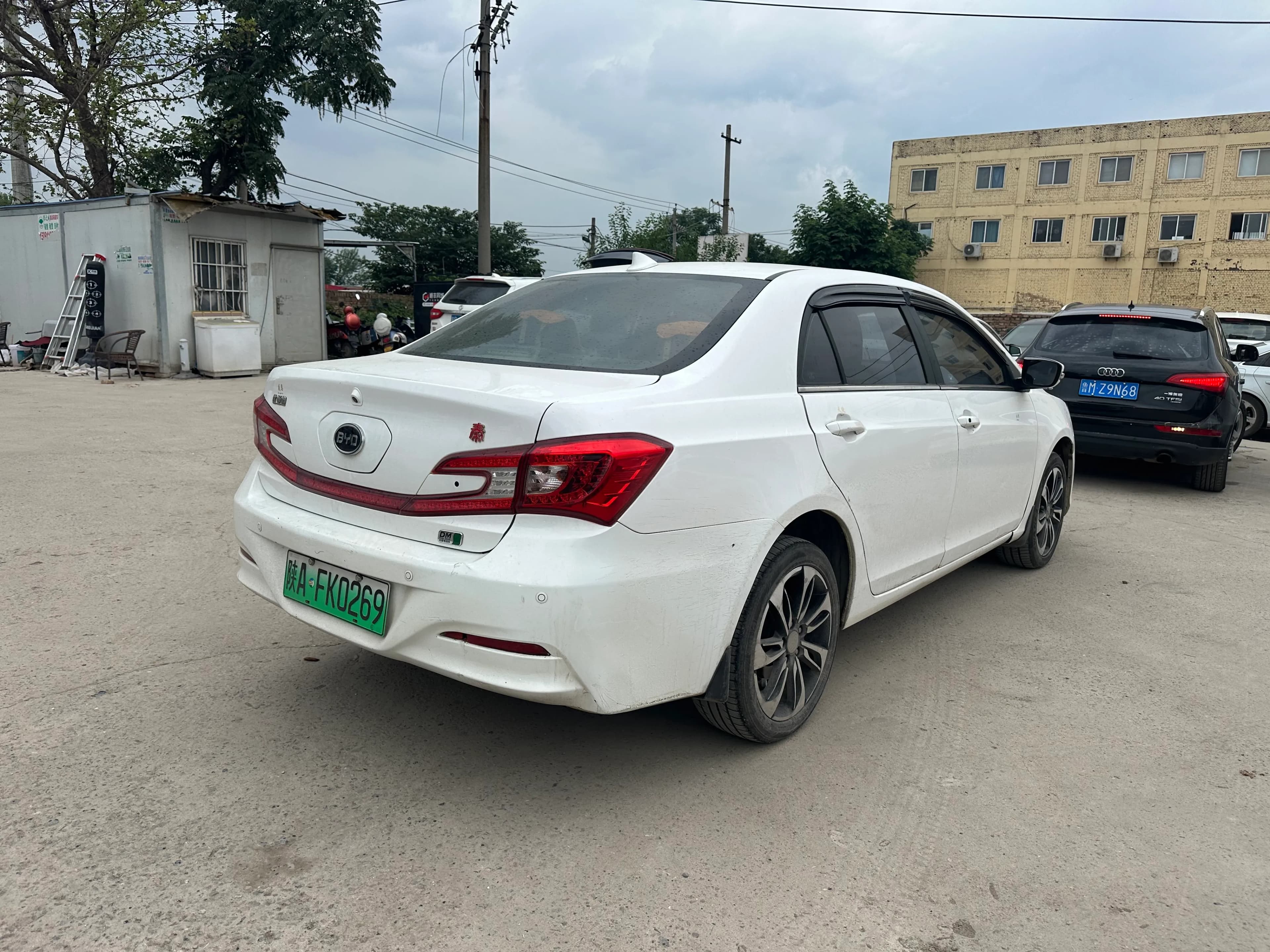 BYD Qin 2015 10