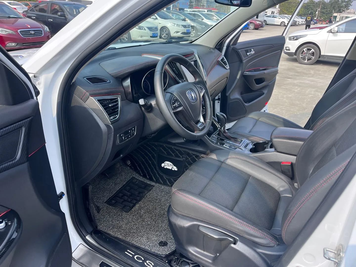 Changan CS75 2017 3