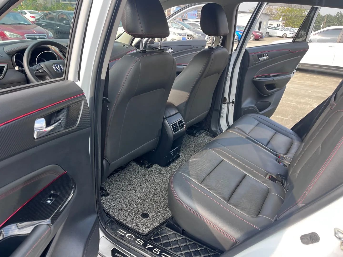 Changan CS75 2017 4