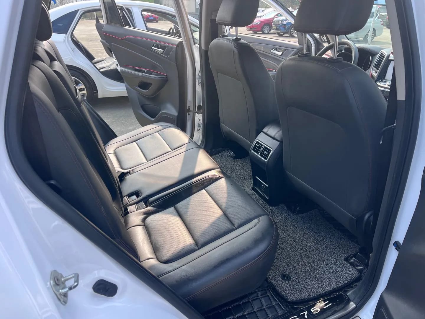 Changan CS75 2017 7